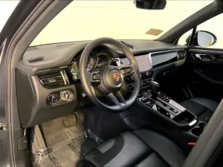 2025 Porsche Macan Base - Photo 29