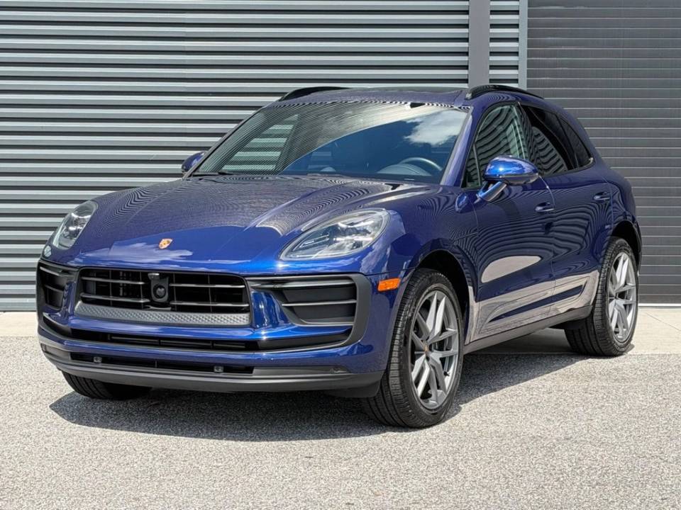 2025 Porsche Macan