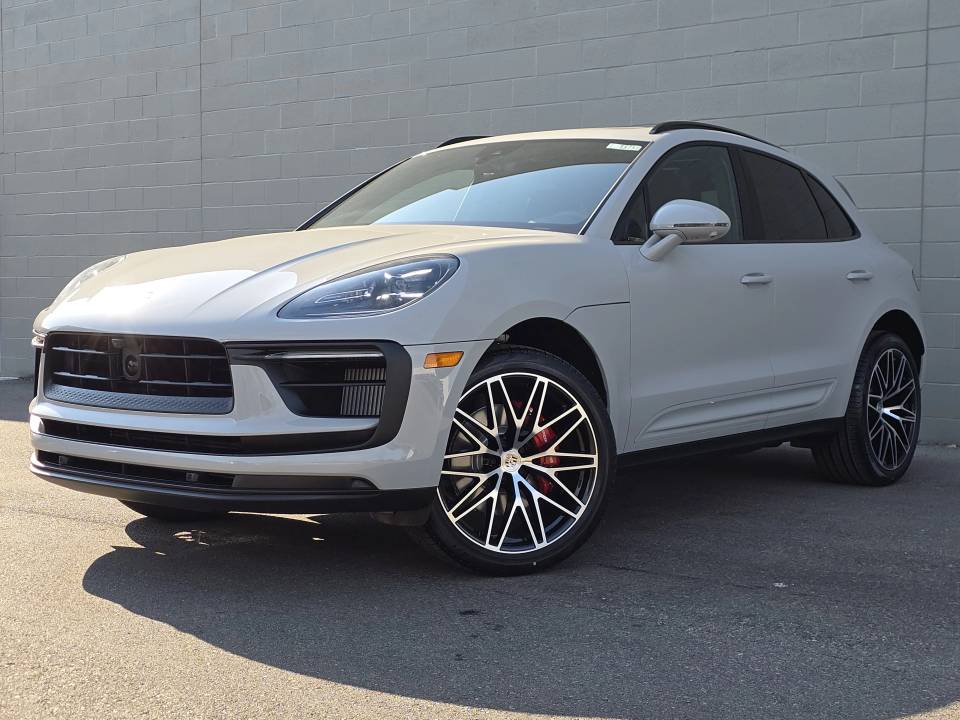 2026 Porsche Macan