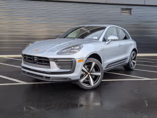 2026 Porsche Macan T's photo