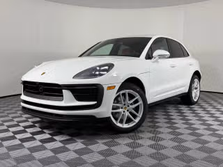 2026 Porsche Macan's photo