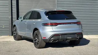 2026 Porsche Macan - Photo 21