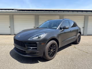 2020 Porsche Macan -'s photo