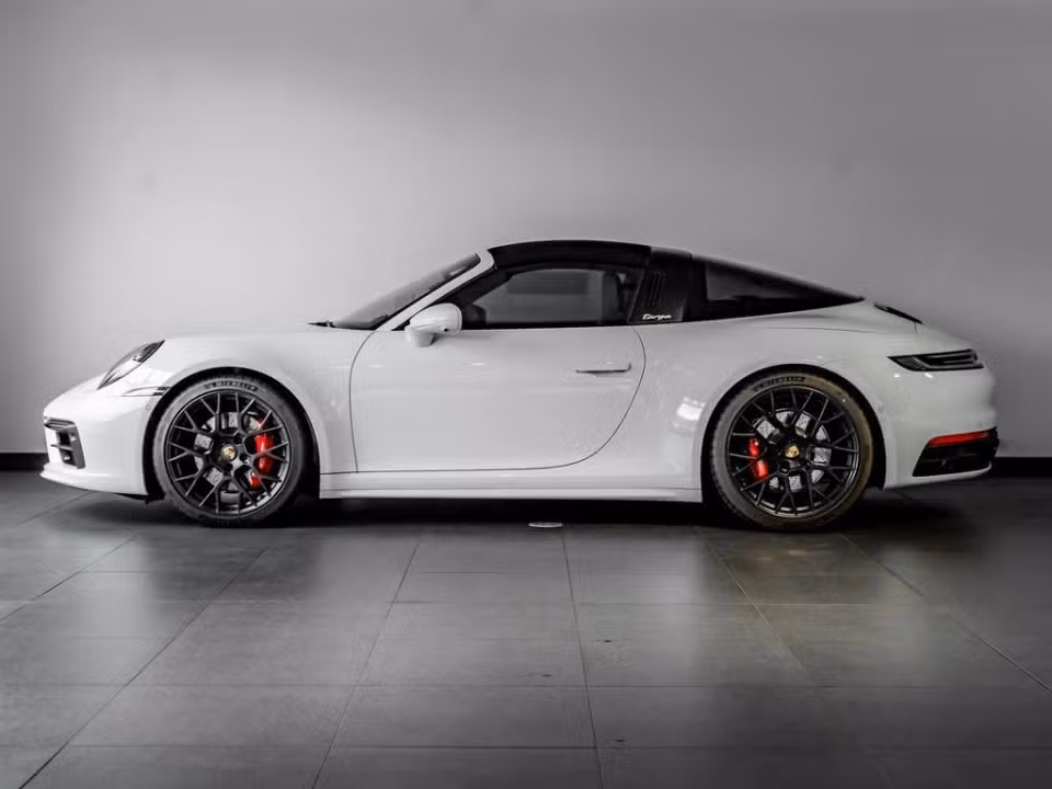 2024 Porsche 911 GTS - Photo 11