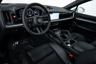 2026 Porsche Cayenne Coup E-Hybrid - Photo 29