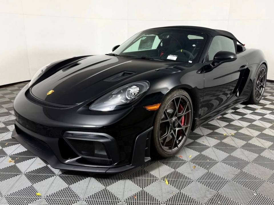 2025 Porsche 718 Spyder RS