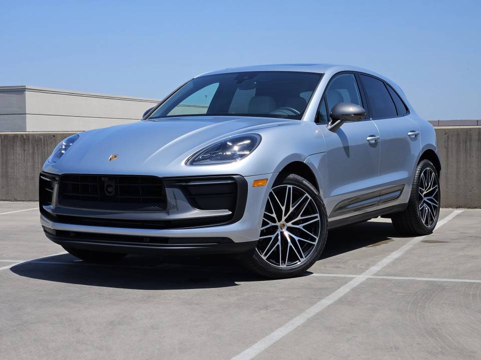 2026 Porsche Macan T