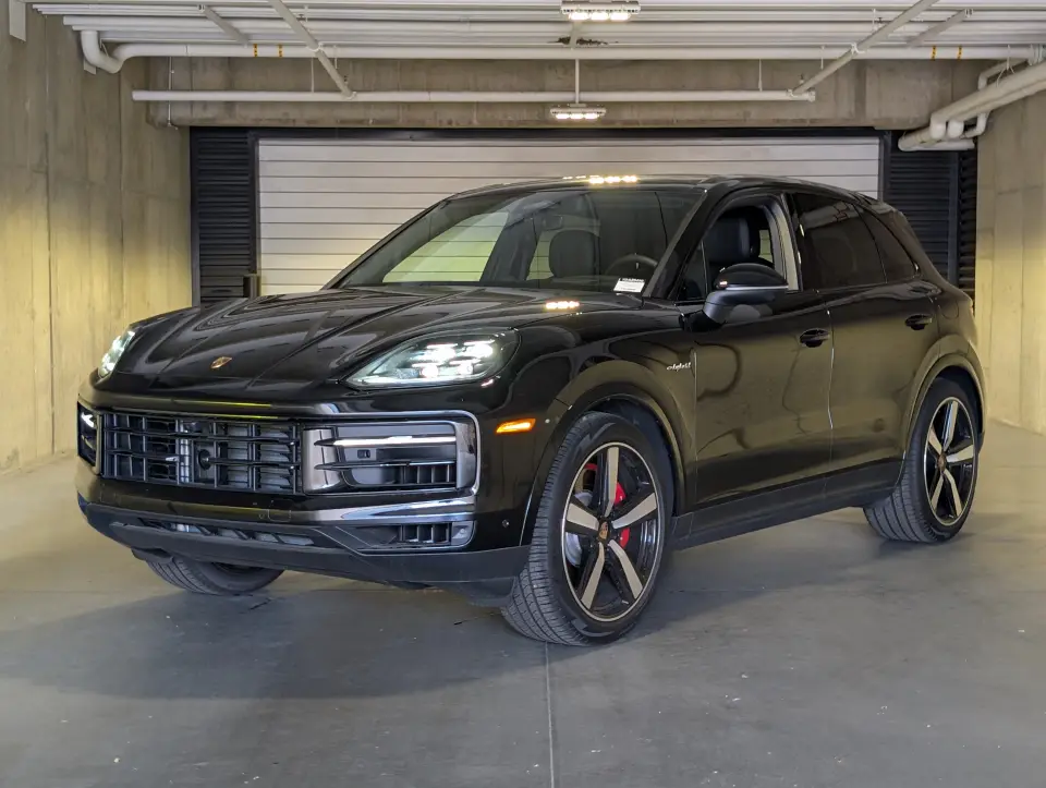 2026 Porsche Cayenne S E-Hybrid - Photo 7
