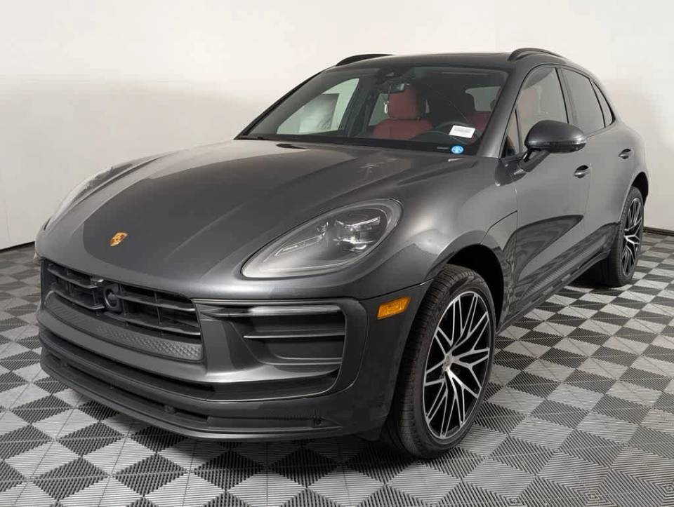 2026 Porsche Macan