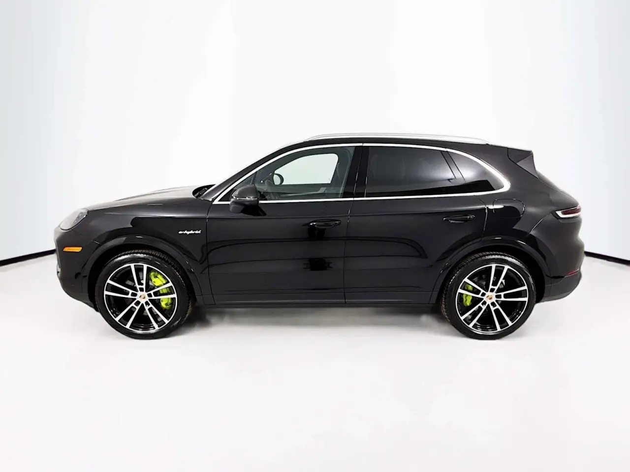 2026 Porsche Cayenne E-Hybrid - Photo 16