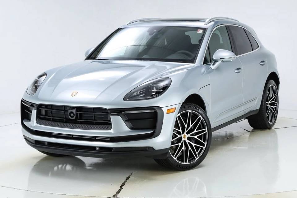 2026 Porsche Macan