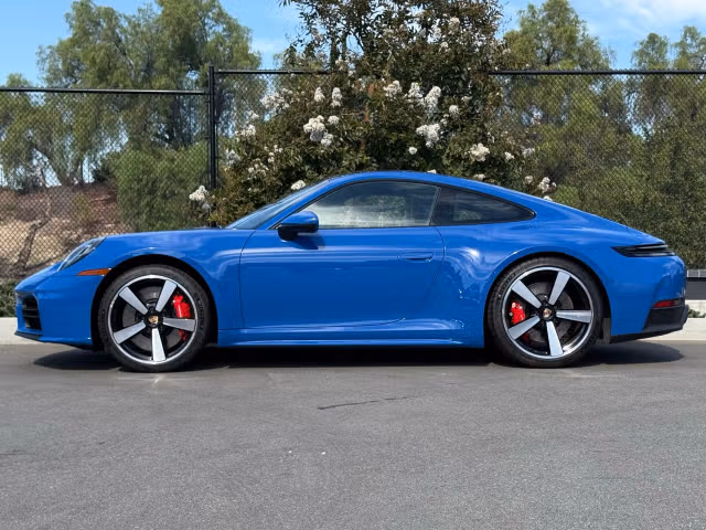 2025 Porsche 911 S - Photo 10