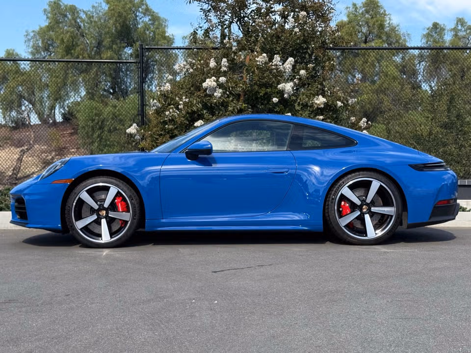 2025 Porsche 911 S - Photo 11