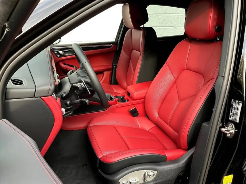 2026 Porsche Macan S - Photo 39