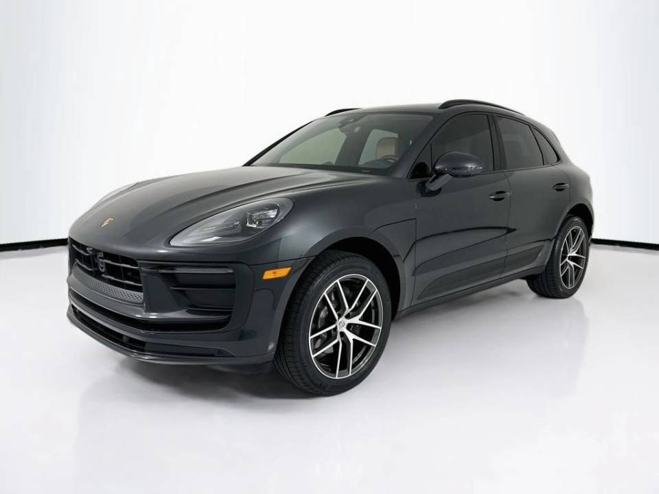 2026 Porsche Macan