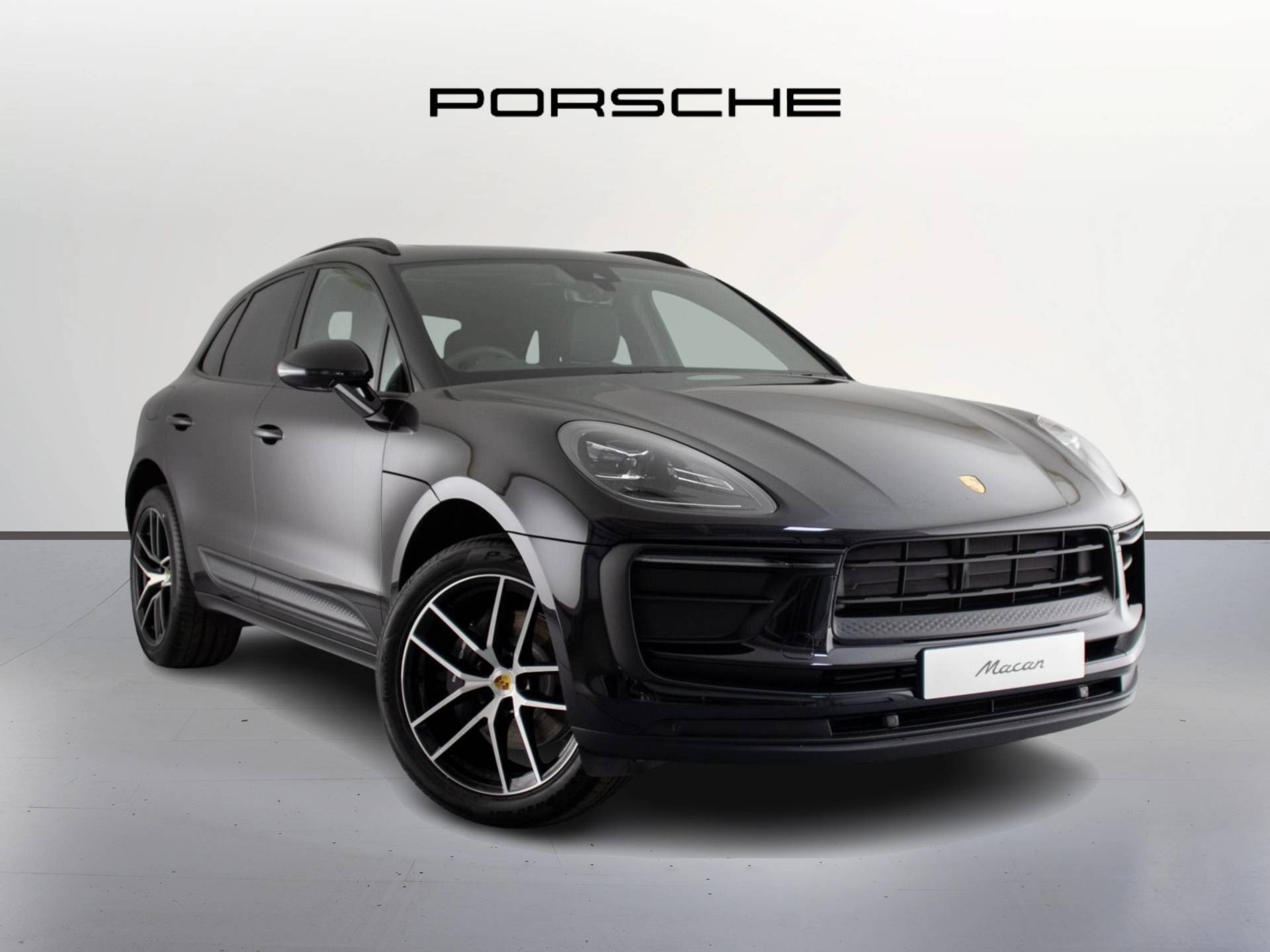Macan, photo 1 of 57
