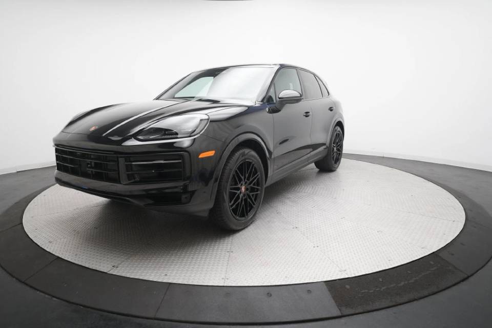2026 Porsche Cayenne Base