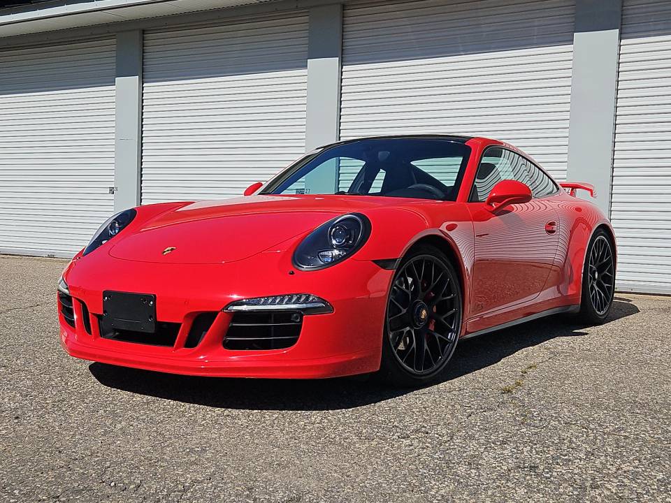 2015 Porsche 911 Carrera GTS