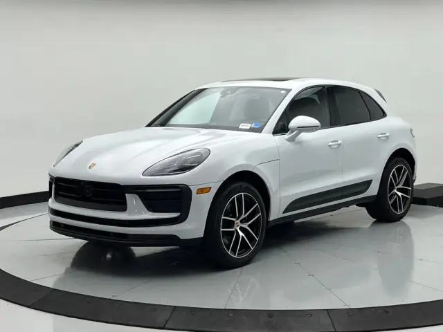 2025 Porsche Macan Base - Photo 6