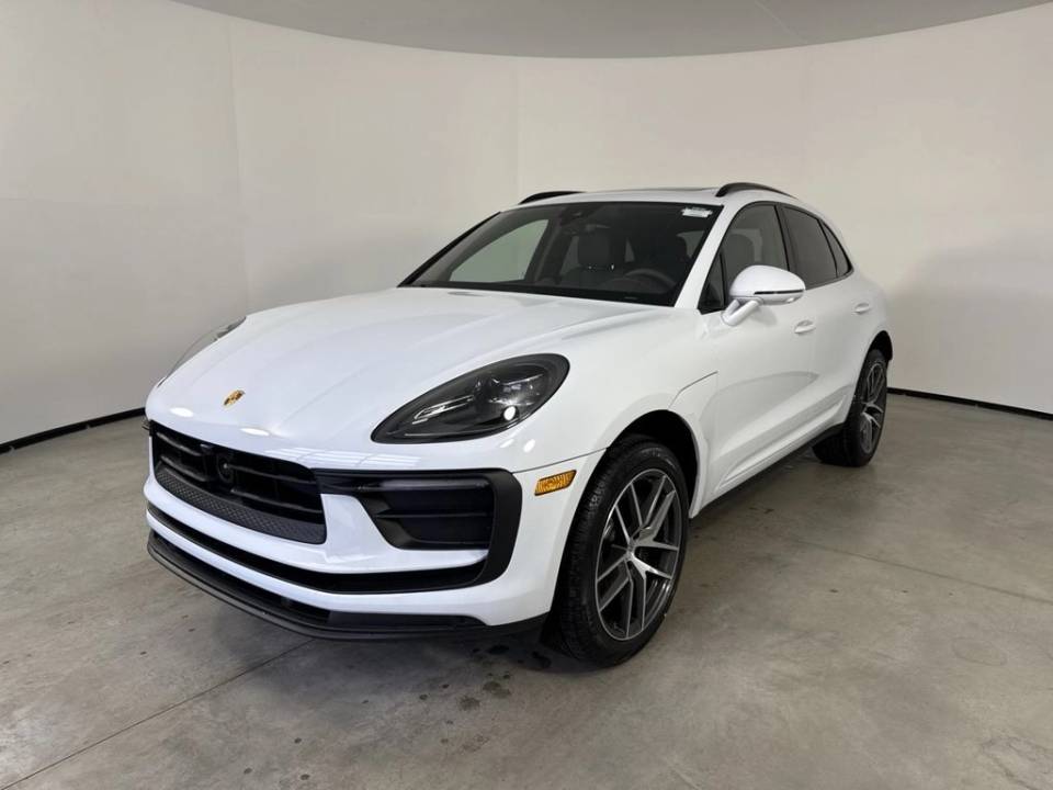 2026 Porsche Macan