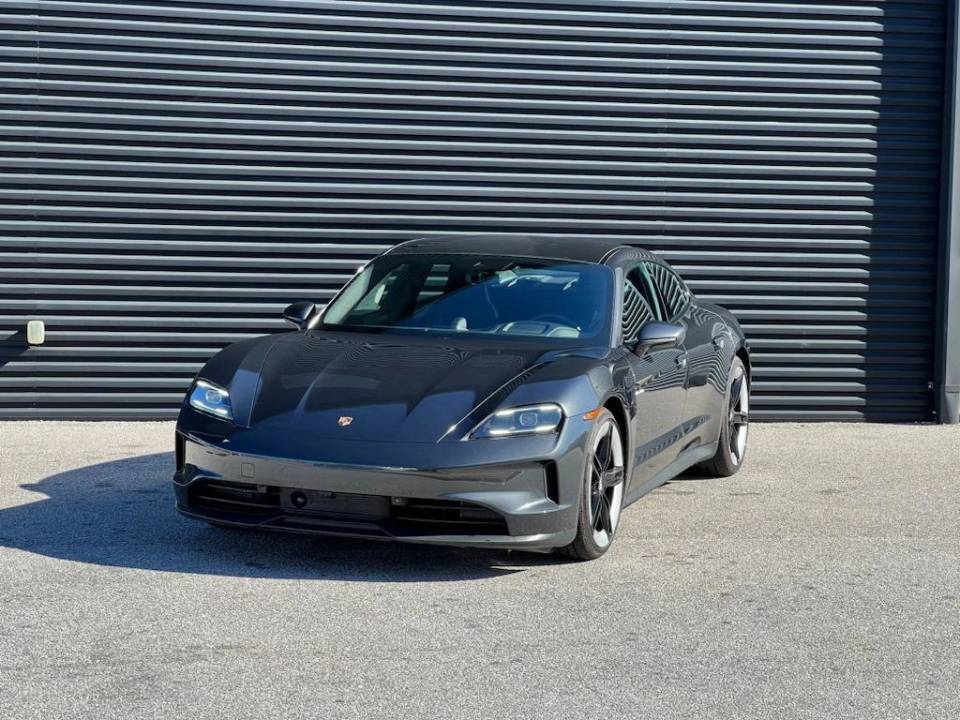 2025 Porsche Taycan Base