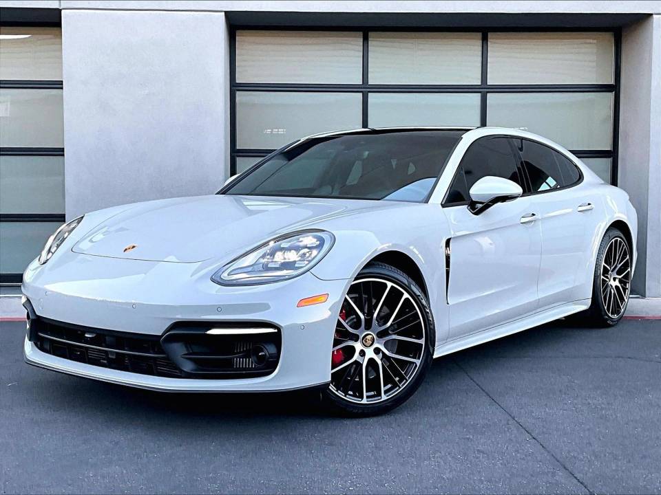 2023 Porsche Panamera