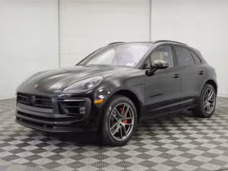 2025 Porsche Macan