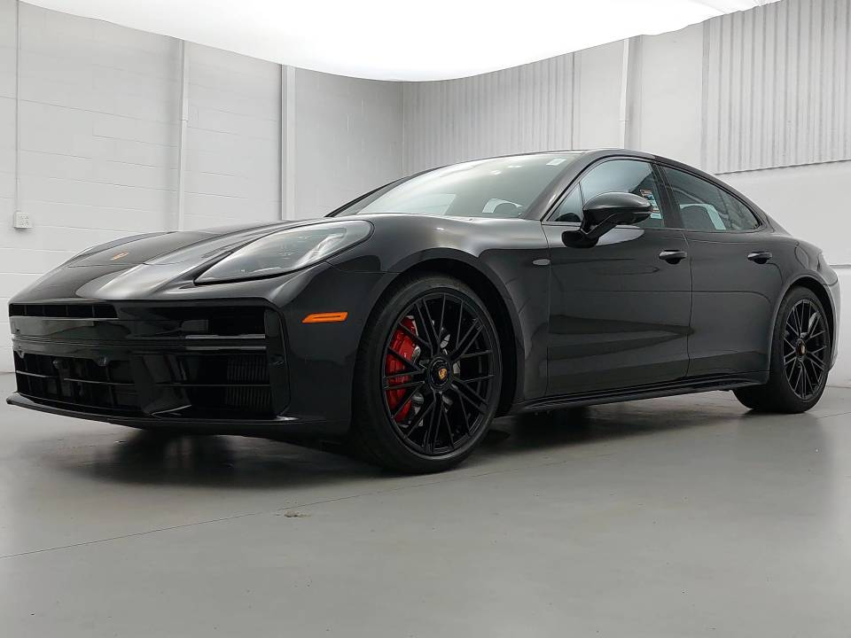 2026 Porsche Panamera