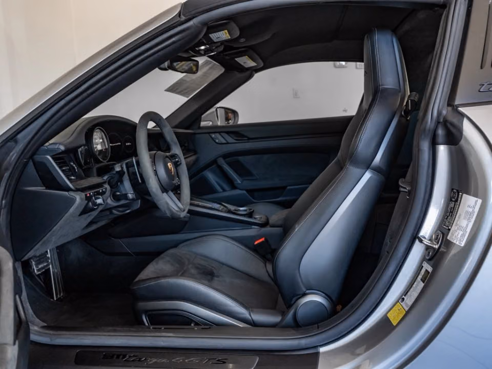 2024 Porsche 911 GTS - Photo 35