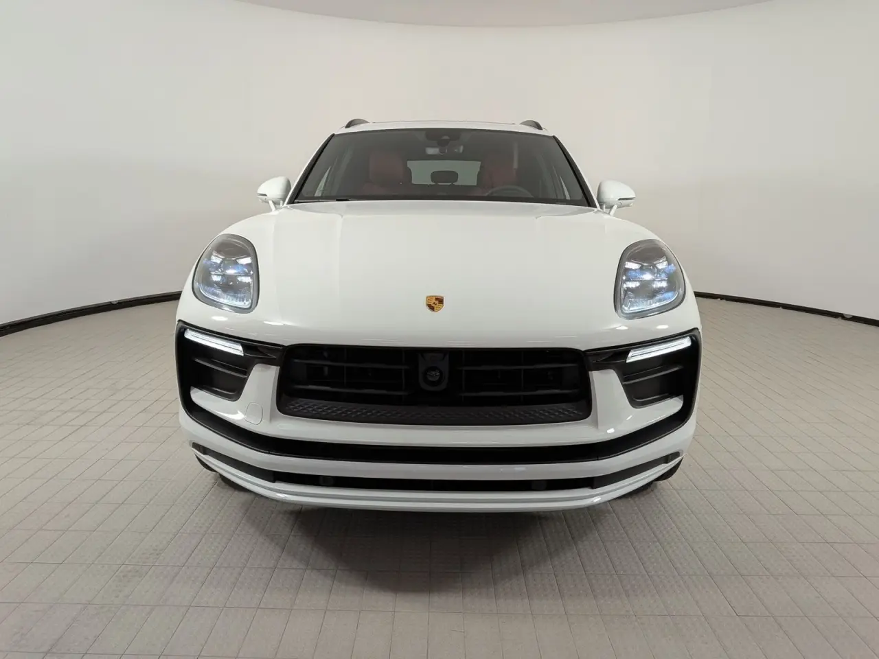 2026 Porsche Macan Base - Photo 40