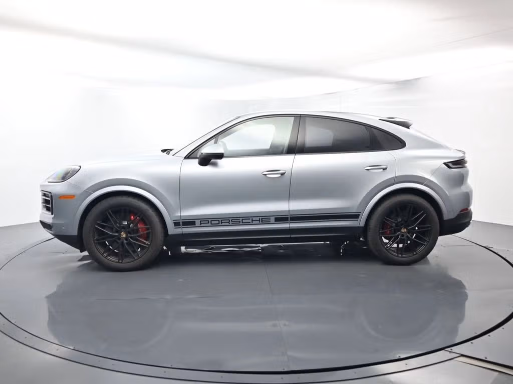 2026 Porsche Cayenne Coup S - Photo 12