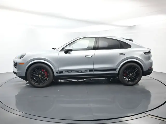 2026 Porsche Cayenne Coup S - Photo 14