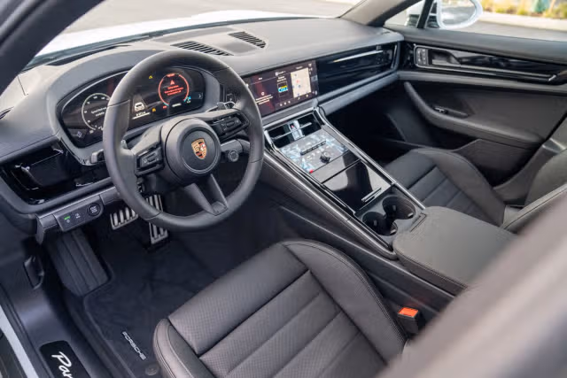 2026 Porsche Panamera Base - Photo 26
