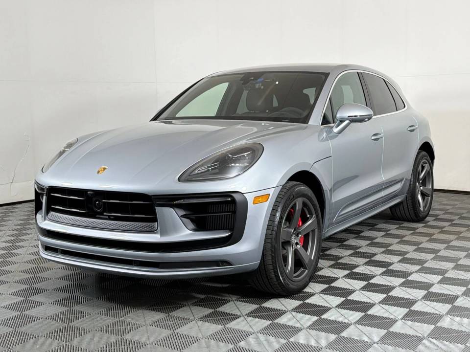 2026 Porsche Macan S