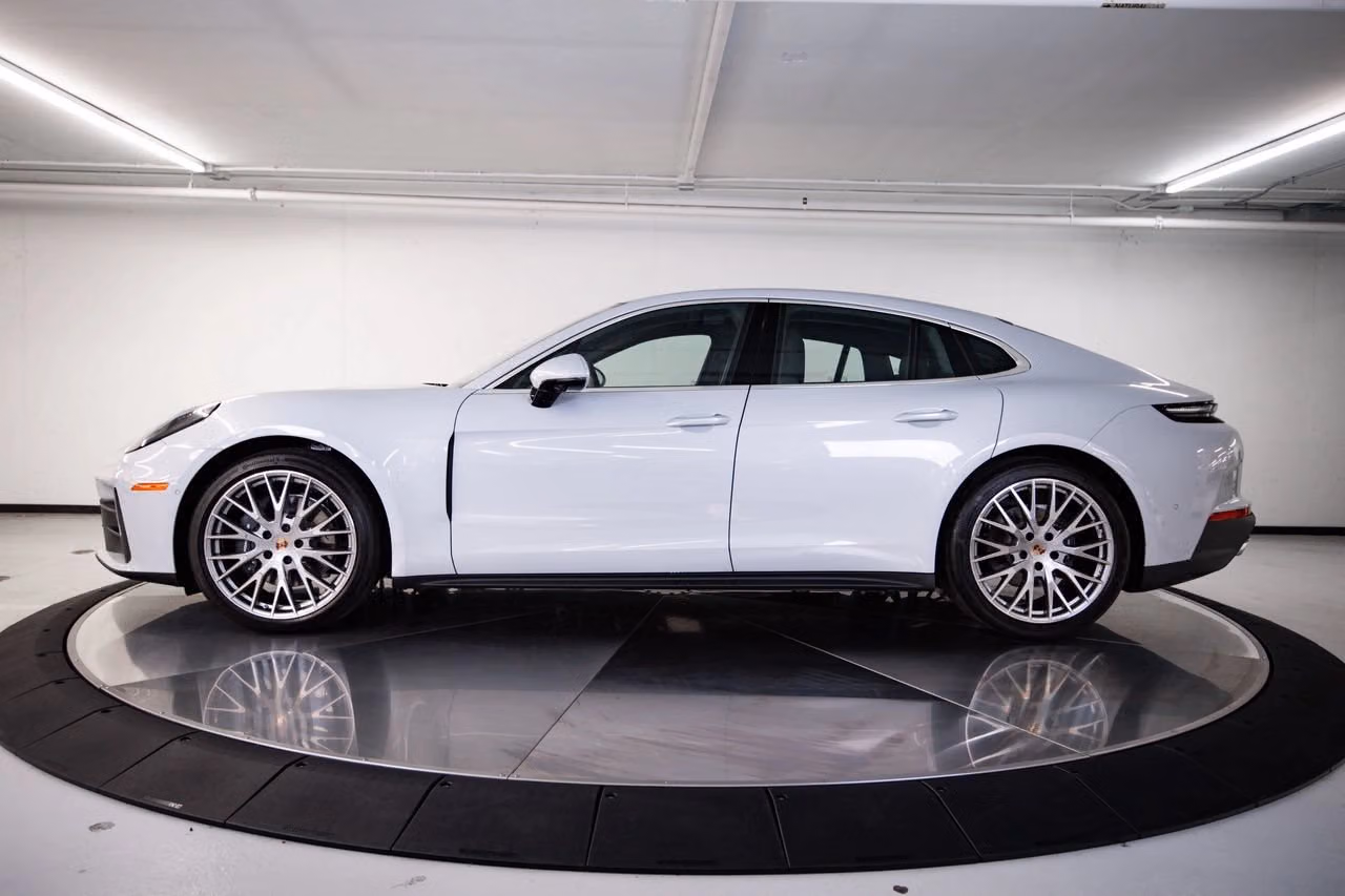 2026 Porsche Panamera Base - Photo 12