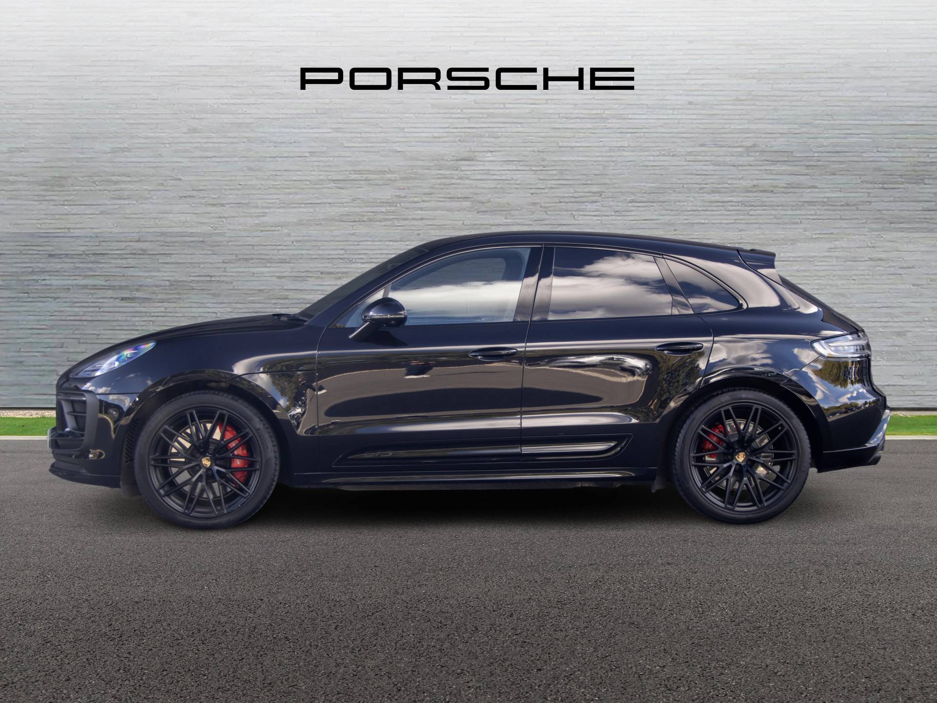 Macan GTS, photo 2 of 33