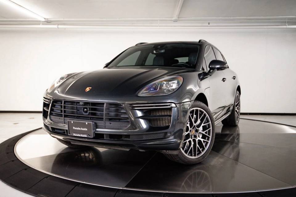2021 Porsche Macan Turbo