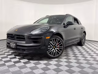 2023 Porsche Macan GTS's photo