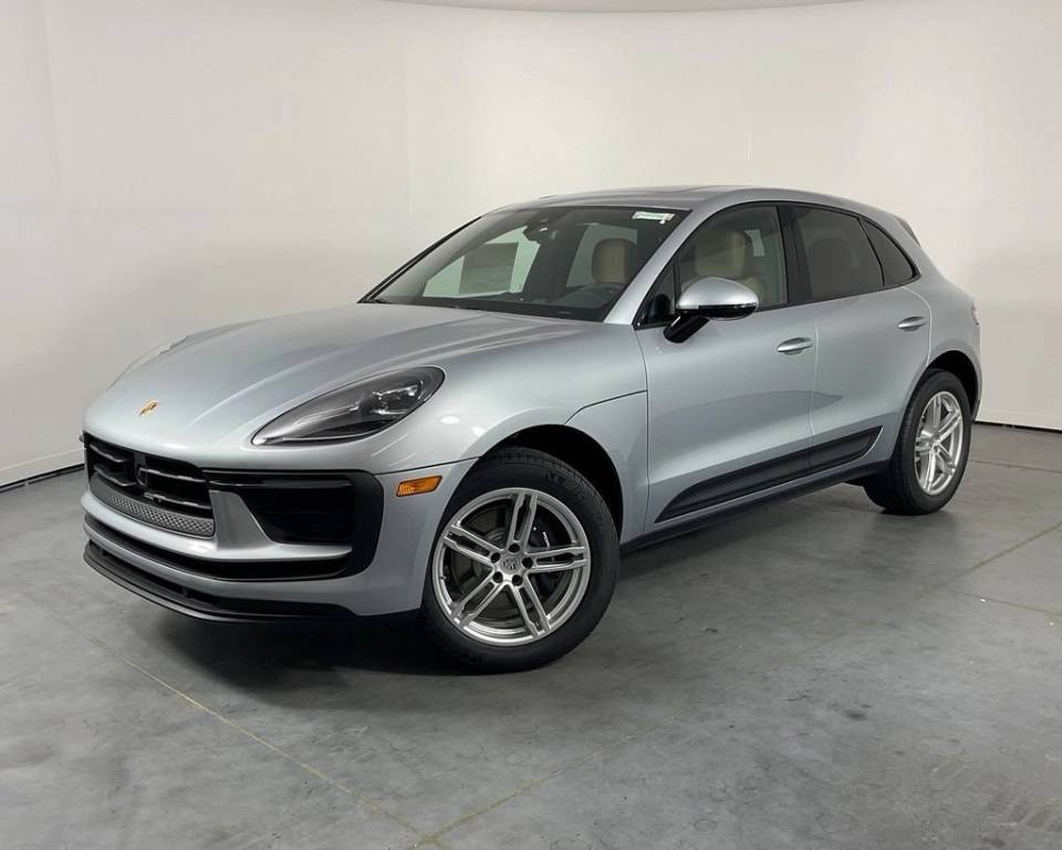 2025 Porsche Macan