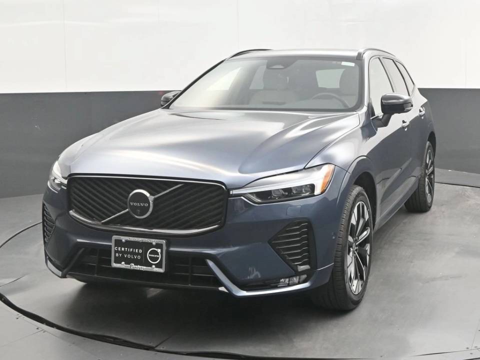 2026 Volvo XC60 Plus