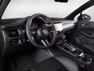 2026 Porsche Macan S - Photo 25
