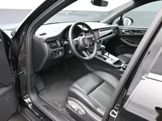 2025 Porsche Macan Base - Photo 29
