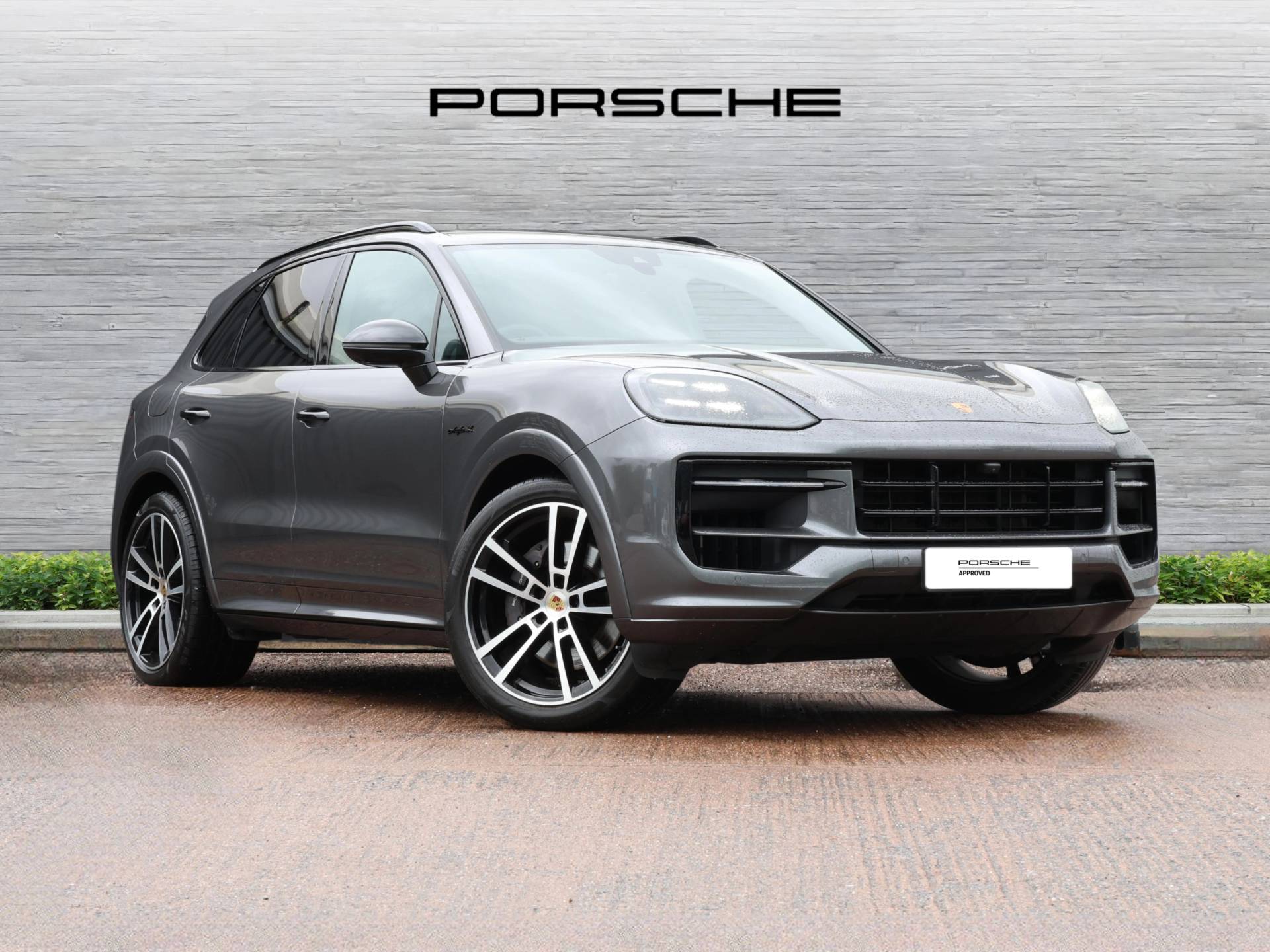 Cayenne E-Hybrid, photo 1 of 43