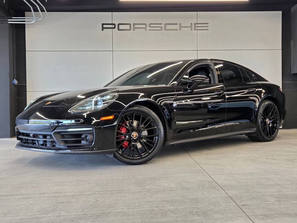 2023 Porsche Panamera