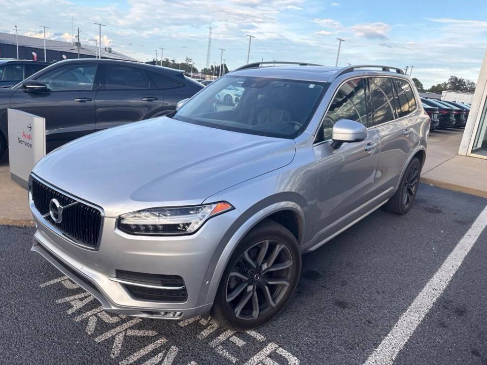 2018 Volvo XC90 Momentum