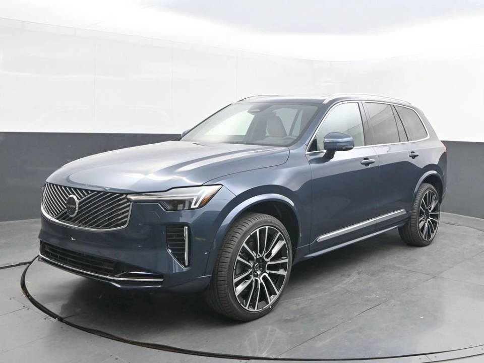 2026 Volvo XC90 Plus