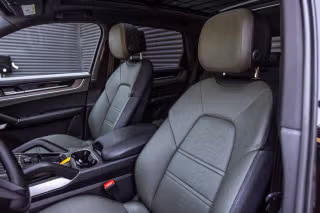2024 Porsche Cayenne E-Hybrid - Photo 33