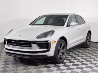 2025 Porsche Macan's photo