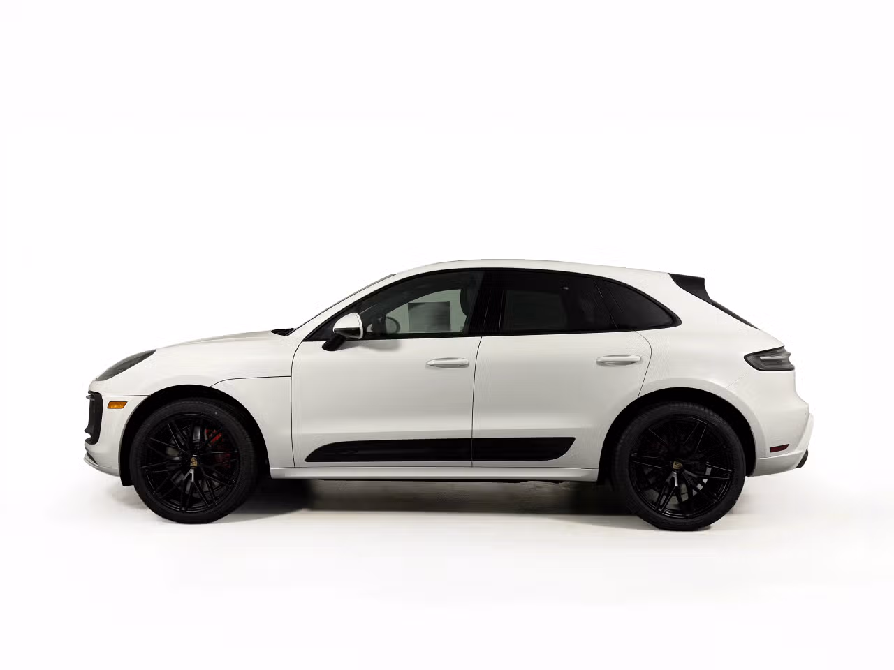 2026 Porsche Macan GTS - Photo 12