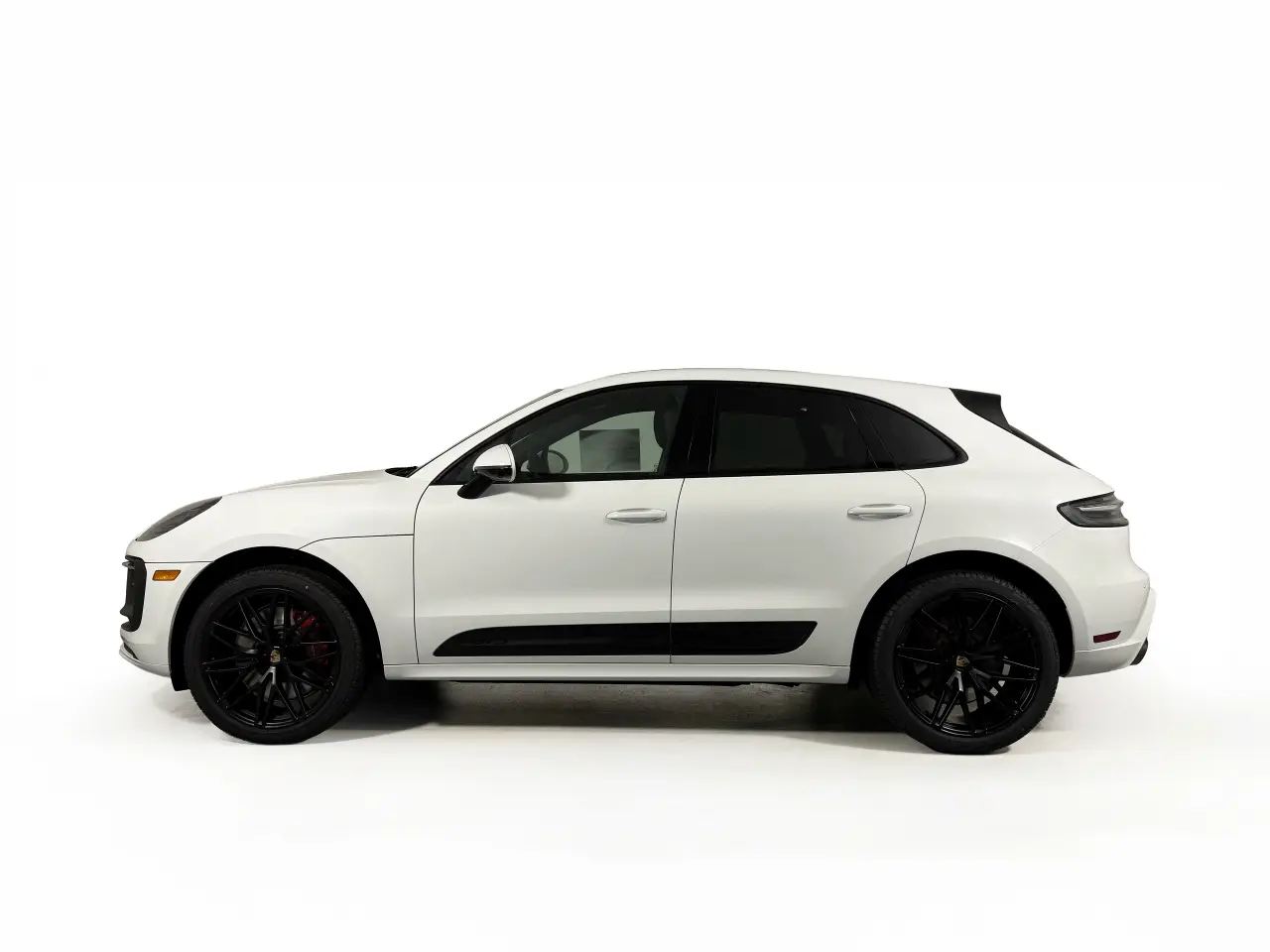 2026 Porsche Macan GTS - Photo 16